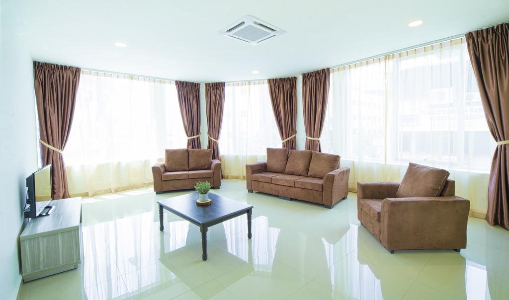 Hard Rock Vip Guest House Мерсинг Экстерьер фото