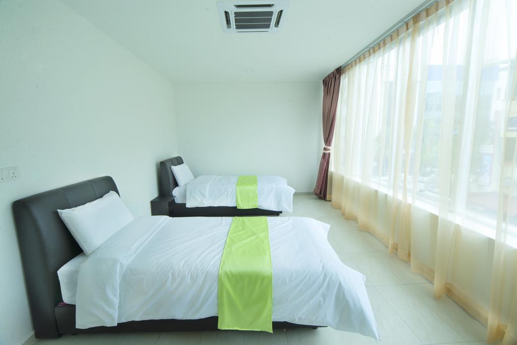 Hard Rock Vip Guest House Мерсинг Экстерьер фото