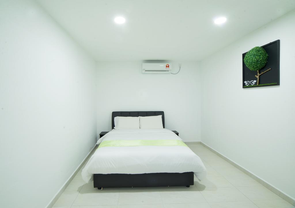 Hard Rock Vip Guest House Мерсинг Экстерьер фото