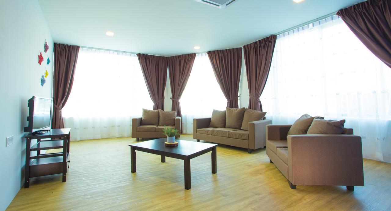 Hard Rock Vip Guest House Мерсинг Экстерьер фото