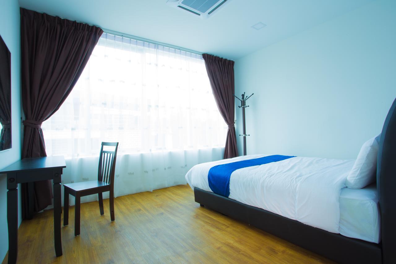 Hard Rock Vip Guest House Мерсинг Экстерьер фото