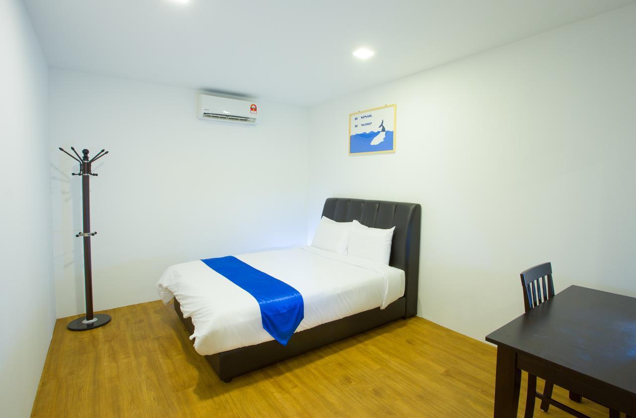 Hard Rock Vip Guest House Мерсинг Экстерьер фото