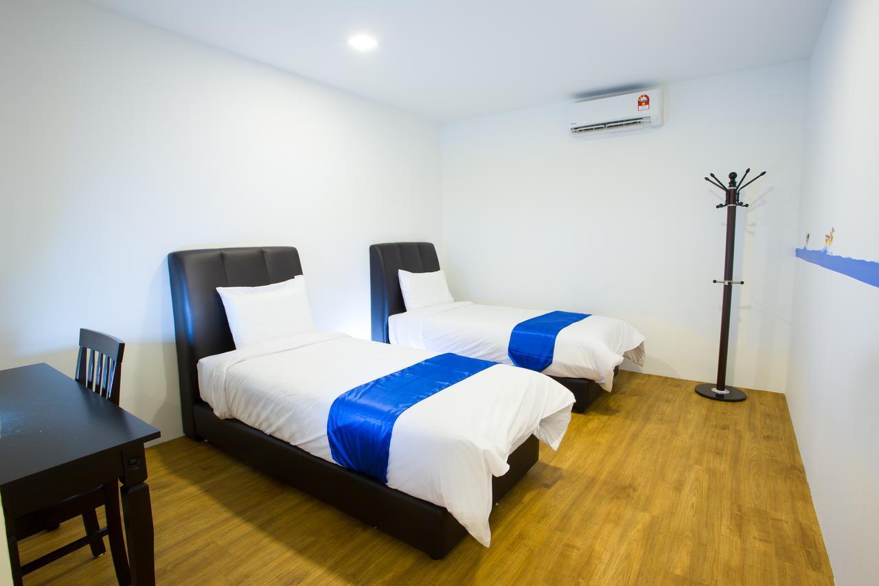 Hard Rock Vip Guest House Мерсинг Экстерьер фото