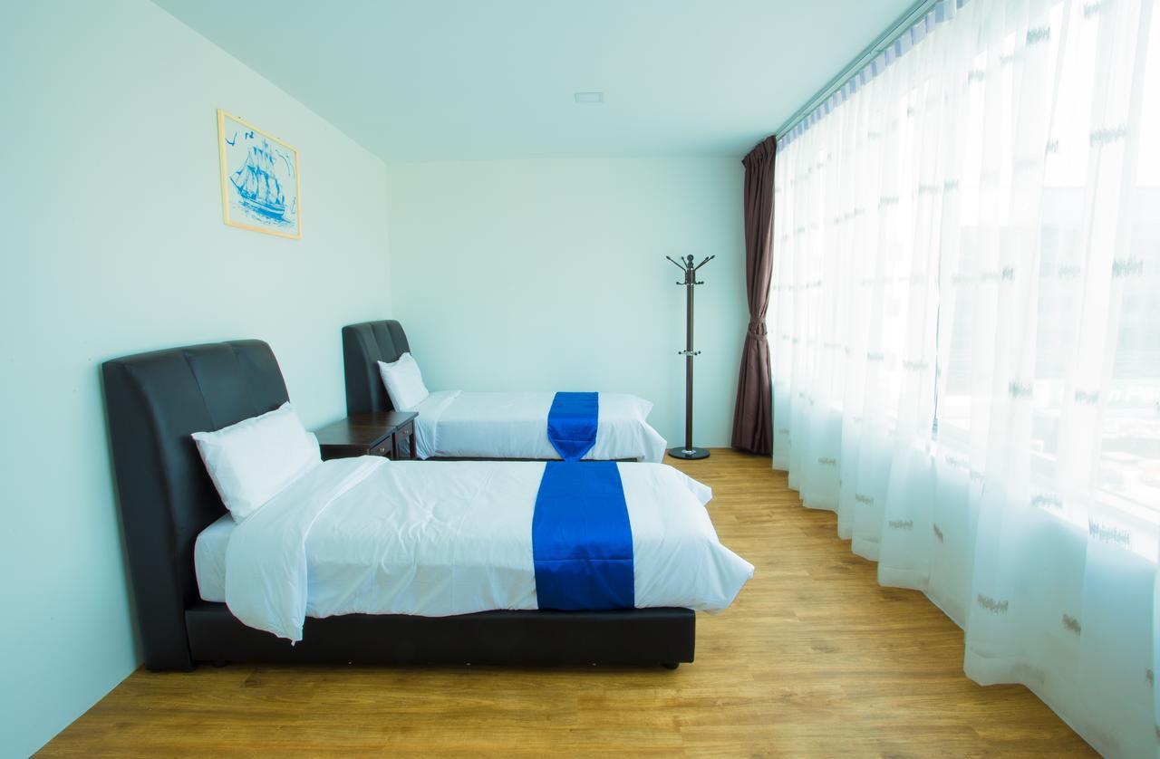 Hard Rock Vip Guest House Мерсинг Экстерьер фото